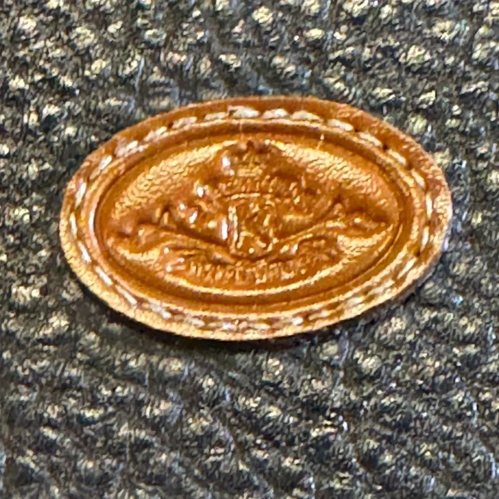 Vintage Blue and Tan Pebblesd Leather Crossbody Bag - Picture 13 of 15